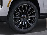 Thumbnail of 2025 Iridescent Pearl Tricoat Chevrolet Tahoe