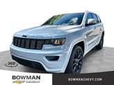 Photo of 2018 Bright White Clearcoat Jeep Grand Cherokee