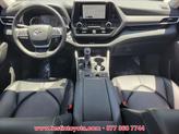Thumbnail of 2023 Blizzard Pearl Toyota Highlander