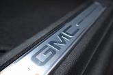 Thumbnail of 2019 White Frost Tri-Coat GMC Acadia