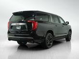 Thumbnail of 2024 Onyx Black GMC Yukon XL