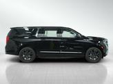 Thumbnail of 2024 Onyx Black GMC Yukon XL