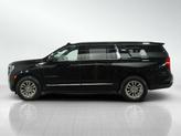 Thumbnail of 2021 Onyx Black GMC Yukon XL