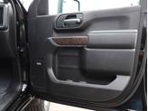 Thumbnail of 2022 Onyx Black GMC Sierra 2500