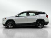 Thumbnail of 2022 White Frost Tricoat GMC Terrain