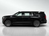 Thumbnail of 2023 Onyx Black GMC Yukon XL