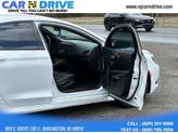 Thumbnail of 2015 Lunar White Tri-Coat Pearl Chrysler 200