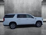 Thumbnail of 2023 Summit White GMC Yukon XL