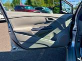 Thumbnail of 2010 Alabaster Silver Metallic Honda Insight