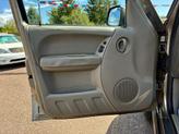 Thumbnail of 2006 Light Khaki Metallic Clearcoat Jeep Liberty