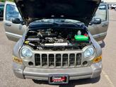Thumbnail of 2006 Light Khaki Metallic Clearcoat Jeep Liberty