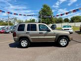 Thumbnail of 2006 Light Khaki Metallic Clearcoat Jeep Liberty