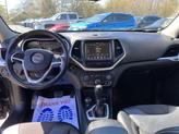 Thumbnail of 2018 Granite Crystal Metallic Clearcoat Jeep Cherokee