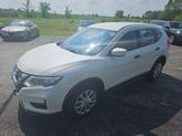 Photo of 2017 Glacier White Nissan Rogue