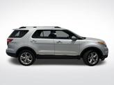 Thumbnail of 2015 Ingot Silver Metallic Ford Explorer