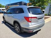 Thumbnail of 2019 Lunar Silver Metallic Honda Pilot