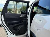 Thumbnail of 2017 Bright White Clearcoat Jeep Grand Cherokee