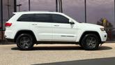 Thumbnail of 2017 Bright White Clearcoat Jeep Grand Cherokee