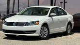 Thumbnail of 2015 Candy White Volkswagen Passat