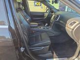 Thumbnail of 2017 Diamond Black Crystal Pearlcoat Jeep Grand Cherokee