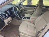 Thumbnail of 2012 Bright White Clearcoat Chrysler 300