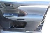 Thumbnail of 2019 Midnight Black Metallic Toyota Highlander