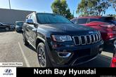 Photo of 2020 Diamond Black Crystal Pearlcoat Jeep Grand Cherokee