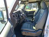 Thumbnail of 2025 Bright White Clearcoat Jeep Gladiator