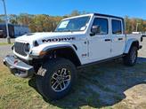 Thumbnail of 2025 Bright White Clearcoat Jeep Gladiator