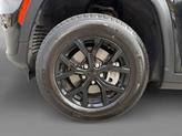 Thumbnail of 2024 Diamond Black Jeep Grand Cherokee L
