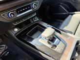 Thumbnail of 2024 Navarra Blue Metallic Audi Q5
