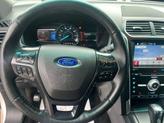 Thumbnail of 2017 White Platinum Metallic Tri-Coat Ford Explorer