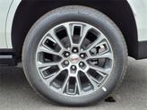 Thumbnail of 2025 White Frost Tricoat GMC Yukon