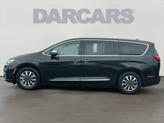 Thumbnail of 2022 Brilliant Black Crystal Pearlcoat Chrysler Pacifica Hybrid