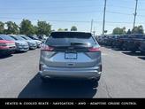 Thumbnail of 2022 Iconic Silver Metallic Ford Edge