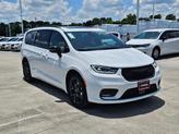 Thumbnail of 2025 Bright White Clearcoat Chrysler Pacifica