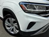 Thumbnail of 2021 Pure White Volkswagen Atlas