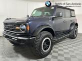 Photo of 2021 Antimatter Blue Metallic Ford Bronco