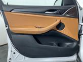 Thumbnail of 2022 Mineral White Metallic BMW X3