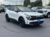 Photo of 2023 Glacier White Pearl Kia Sportage
