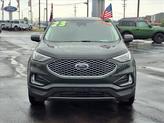Thumbnail of 2023 Green Ford Edge