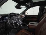 Thumbnail of 2024 White Frost Tricoat GMC Yukon
