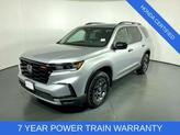 Thumbnail of 2025 Lunar Silver Metallic Honda Pilot