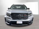 Thumbnail of 2023 Lunar Silver Metallic Honda Passport