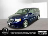 Photo of 2016 True Blue Pearlcoat Chrysler Town & Country