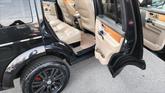 Thumbnail of 2012 Black Land Rover LR4