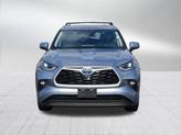 Thumbnail of 2021 Moon Dust Toyota Highlander Hybrid