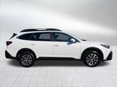Thumbnail of 2022 Crystal White Pearl Subaru Outback