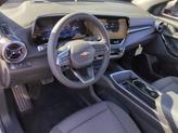 Thumbnail of 2025 Summit White Chevrolet Equinox