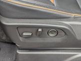 Thumbnail of 2023 Midnight Blue Metallic GMC Yukon